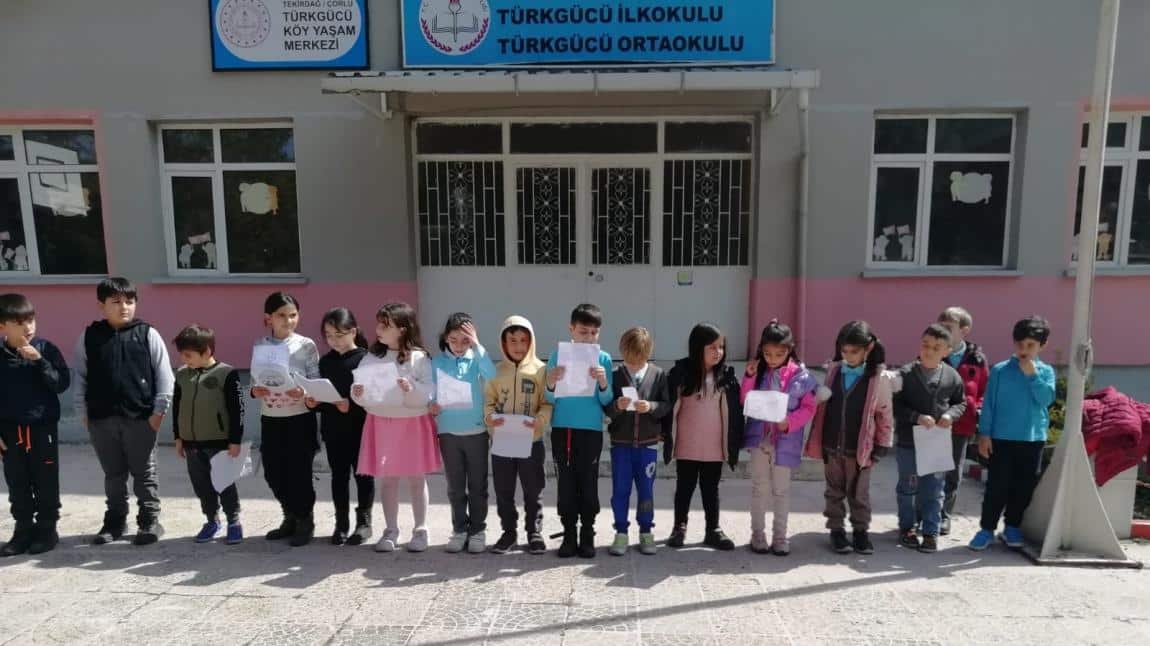 18 Mart Çanakkale Şehitlerini Anma Programının okul düzeyinde gerçekleştirilmesi.